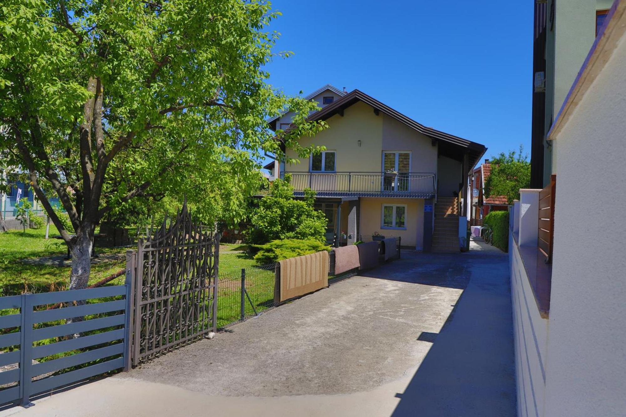Apartman Ozimice 2 Bihać Eksteriør billede